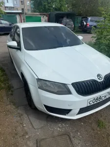 Продам Шкода Октавия A7 2015 года Цена 600 тыс руб