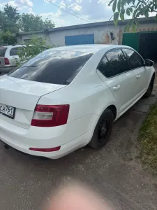 Продам Шкода Октавия A7 2015 года Цена 600 тыс руб
