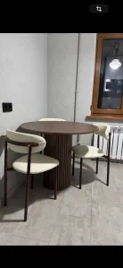 Продам 4 стула Цвет молочный