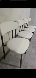 Продам 4 стула Цвет молочный