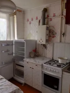 Продам 2 ком. кв-ру