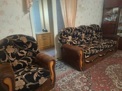 Продам диван и кресло