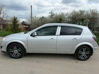 в продаже Опель астра H (Opel Astra