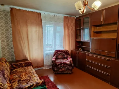 ПРОДАЕТСЯ 1 комн. квартира Зугрэс