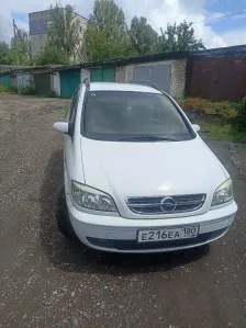 Продам зафиру 2004 год 2лира дизель