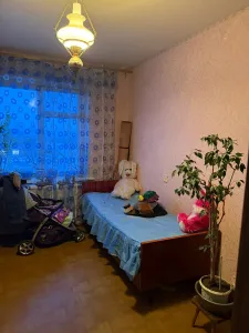 ПРОДАМ 2-комнатную квартиру в г. Харцызске