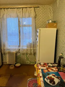 ПРОДАМ 2-комнатную квартиру в г. Харцызске