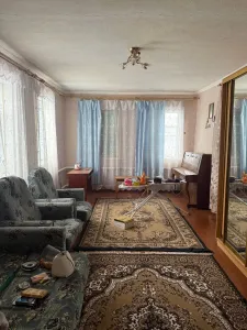 ПРОДАМ жилой дом в г. Харцызске!