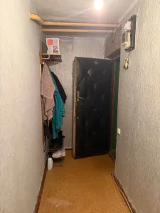 ПРОДАМ 2-комнатную квартиру в г. Харцызске