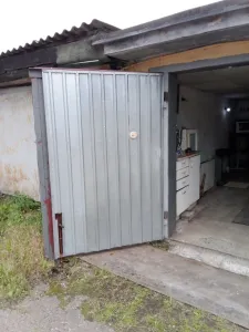 Продам гараж в Пролетарском районе