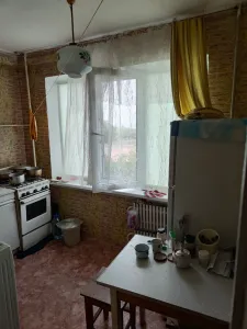 Продам обменяю 3-х квартиру с шикарным видом из окон в тихом живописном районе г. Харцызска Комунист
