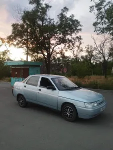 Продам ваз 2110 в нормальном