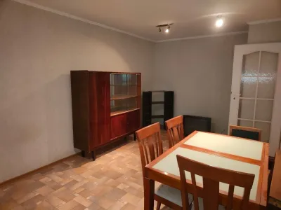 Продаётся трёхкомнатная квартира