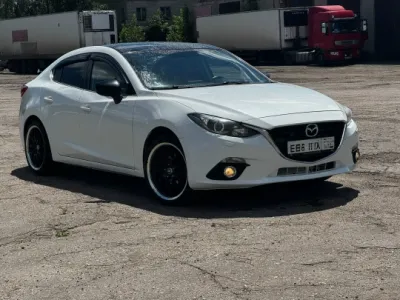 Продам Mazda 3 2014г