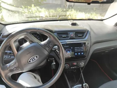 Kia Rio 2012 года 1.6 123 л.с