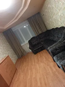 Г. ЕНАКИЕВО район Ватутино Сдам двухкомнатную