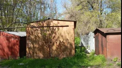 Продам гараж в центре