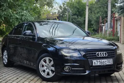 Продам автомобиль Audi A4 (B8)