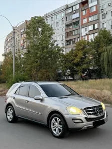 Mercedes Benz M class 1070.000 руб ML 350  3.5