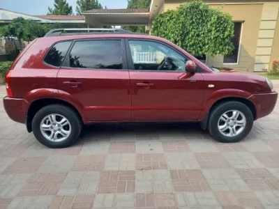 Продам Hyundai tucson 2008 года Объем мотора 2