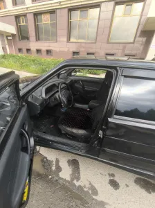 Продам ваз 2115 черный год