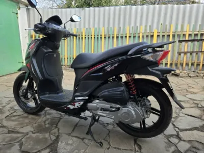 Продам скутер SYM SYMPHONY SR 125