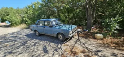 Продам ваз-2107 год 2006 инжектор машина на