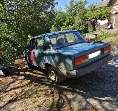 Продам ваз-2107 год 2006 инжектор машина на