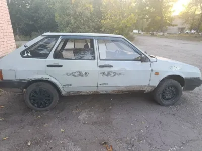 Продам машину ваз 2109