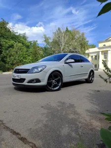 Продам стильную Opel Astra GTC в идеальном