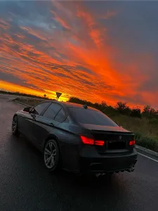 Продам BMW 3 серии 2013 г У авто сделано полное