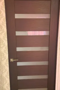 Продам межкомнатные двери 3шт цена за каждую