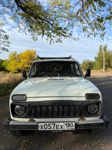 Продам Ниву 4х4 2001 год (инжектор) кузов не