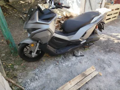 Продам скутер Jilang Leopard Osaka ADV EFI 180
