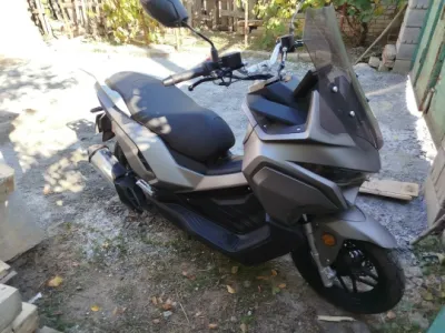 Продам скутер Jilang Leopard Osaka ADV EFI 180
