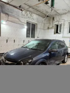 Продам обмен Opel Astra A-H 2008 год 1.6 Мотору в