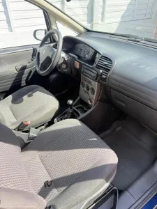 Opel Zafira Опель Зафира 2004 год выпуска