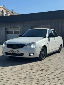 Приора 2 2014 год Комплектация люкс Авто на