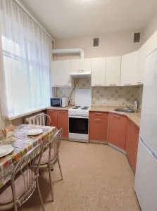 Сдаётся двухкомнатная квартира в Буденовском районе Донецка