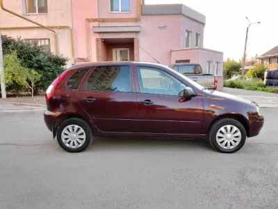 В продаже лада калина