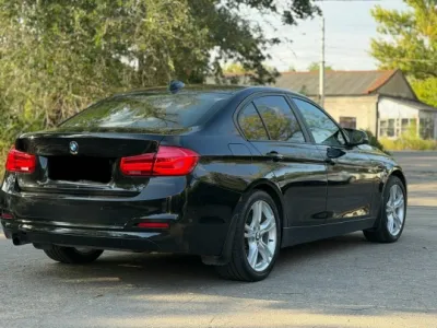BMW F30 , 318