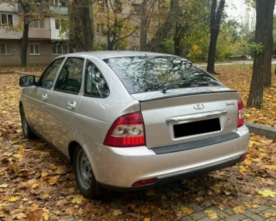 Продам Приору 2011 года