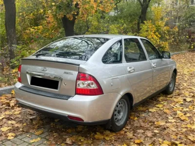 Продам Приору 2011 года