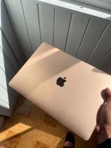 MacBook Air 13 Retrina 128gb В хорошем состоянии