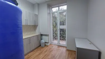 Сдам офис 80 м2 в самом центре Донецка.