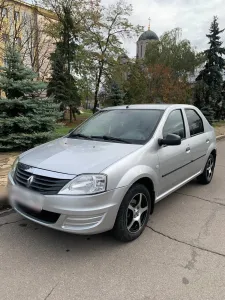 Renault Logan (Рено Логан) 2010 года выпуска
