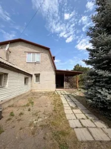 Продажа 2-ух этажного дома в городе Донецк
