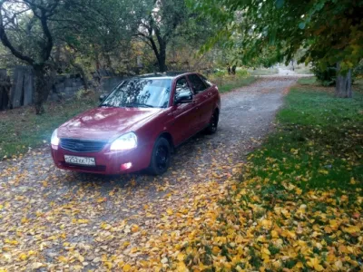 Продам Приору (люкс) 2011 год варить