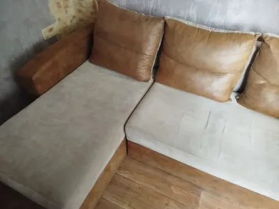 Продам диван Цена 15.000р