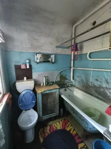 Продам 1/2 газифицированного дома